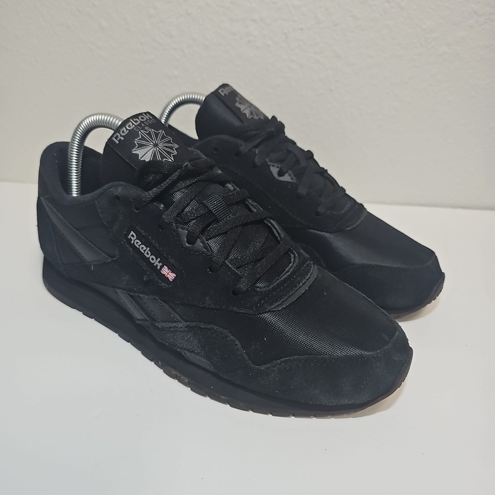 Reebok Classic Shoes Suede Nylon All Black Men's Size 7 EU39 Casual Sneaker - Picture 3 of 9